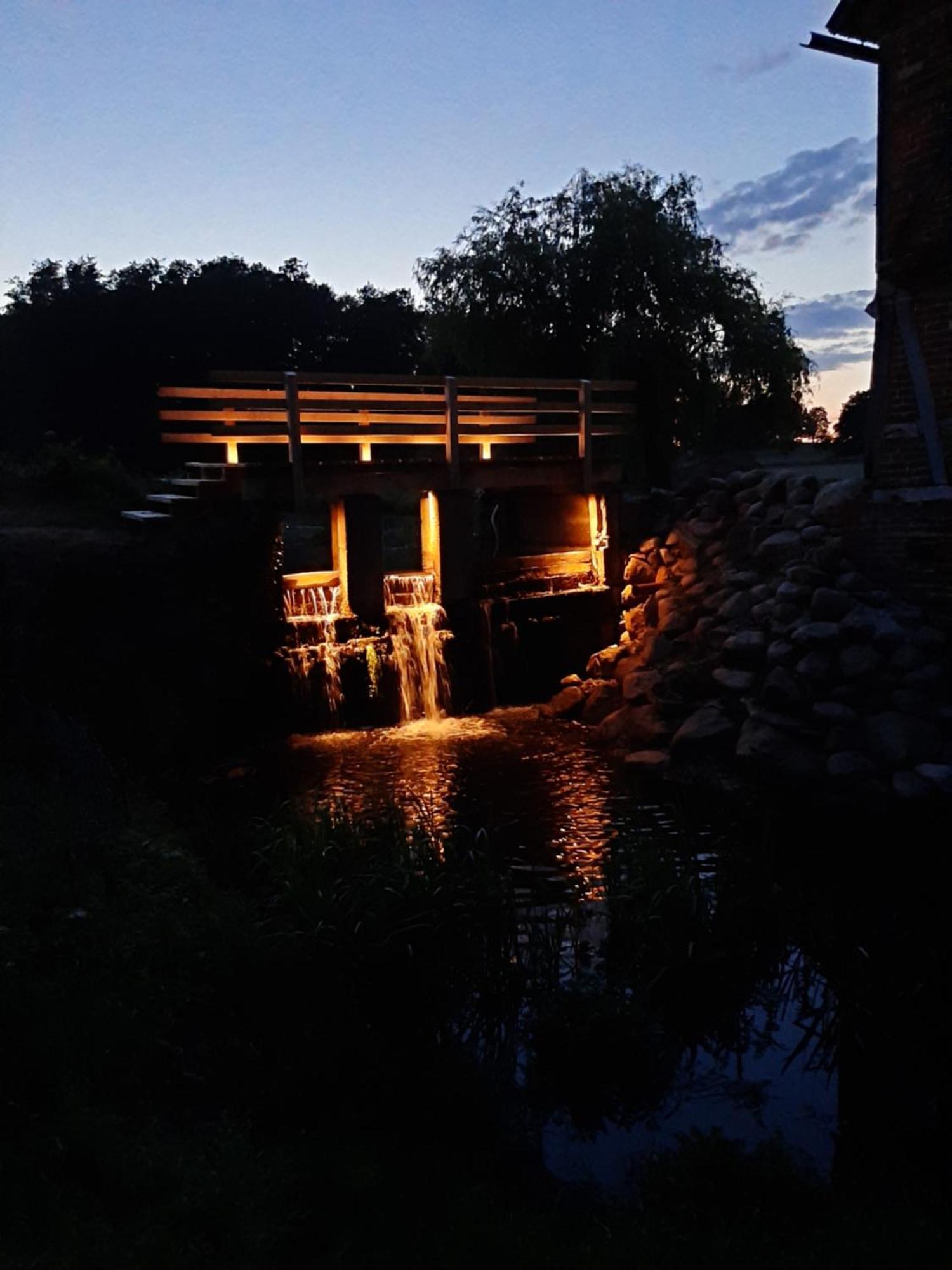 Ferienwohnung Am Teich Dannenberg Buitenkant foto